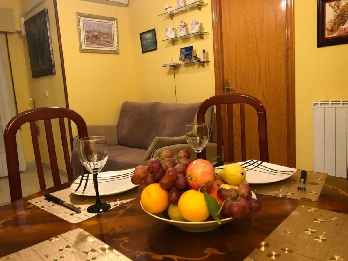 Apartament Montana Torrevieja Buitenkant foto