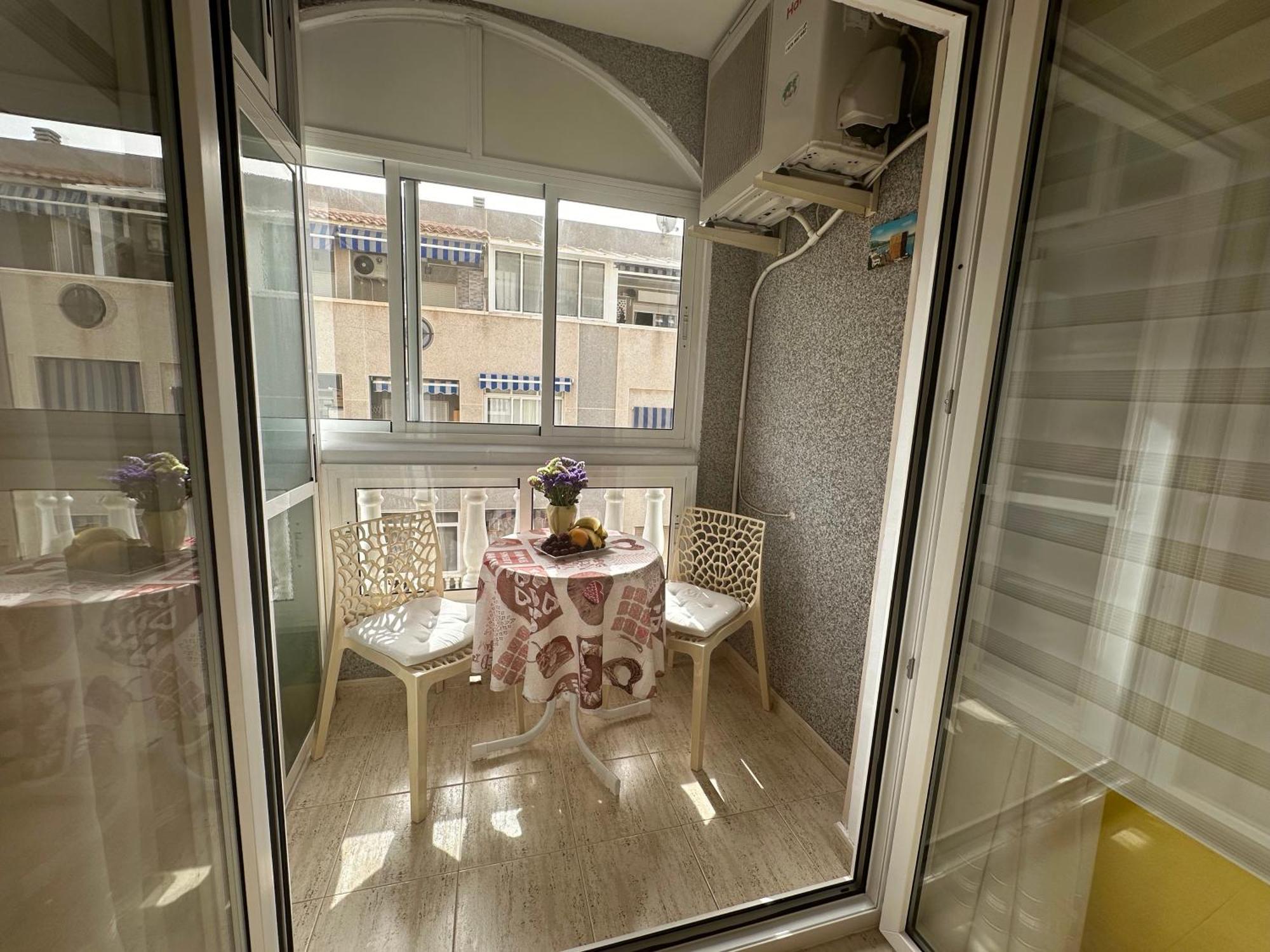 Apartament Montana Torrevieja Buitenkant foto
