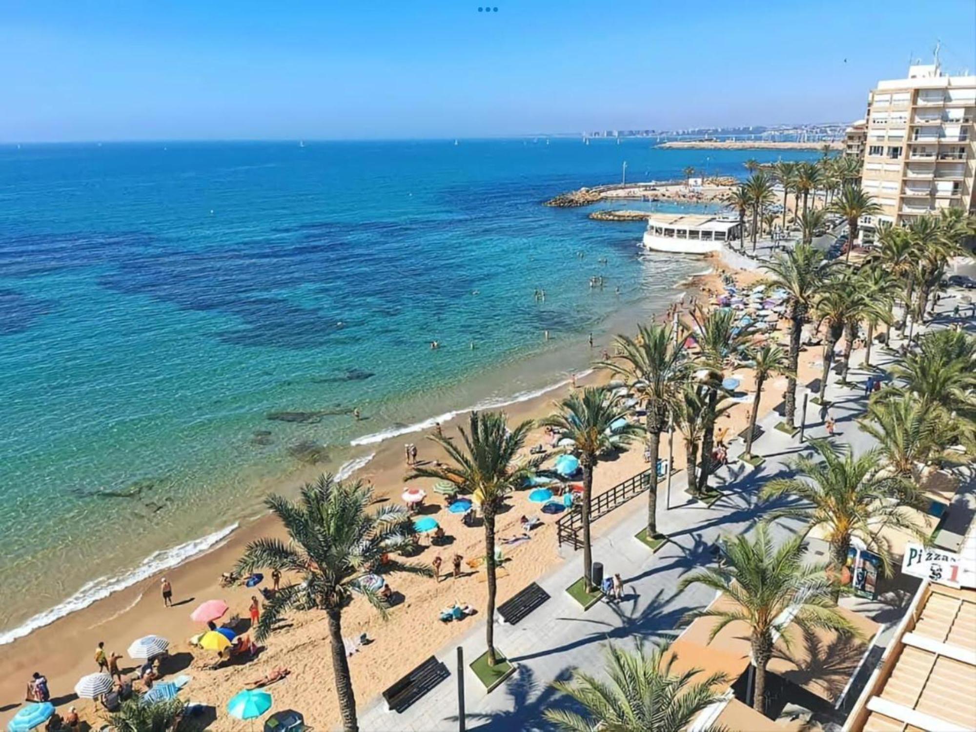 Apartament Montana Torrevieja Buitenkant foto