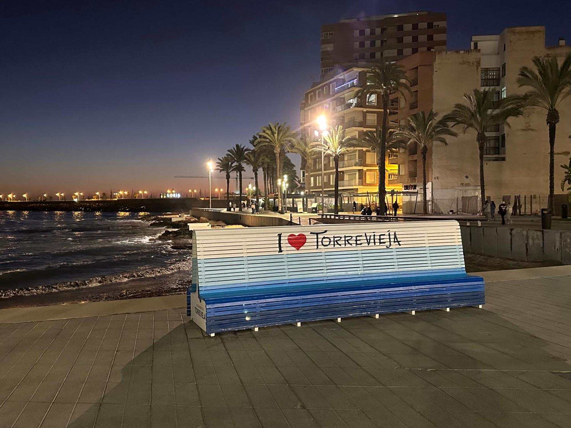 Apartament Montana Torrevieja Buitenkant foto